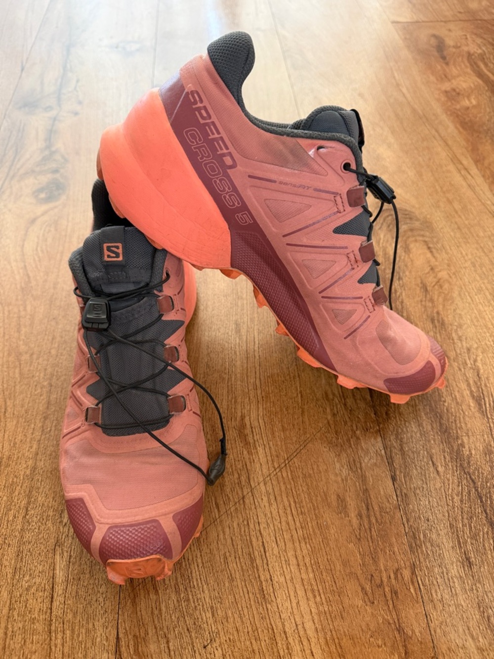 Salomon Speedcross 5 Athletic Trail Shoes
